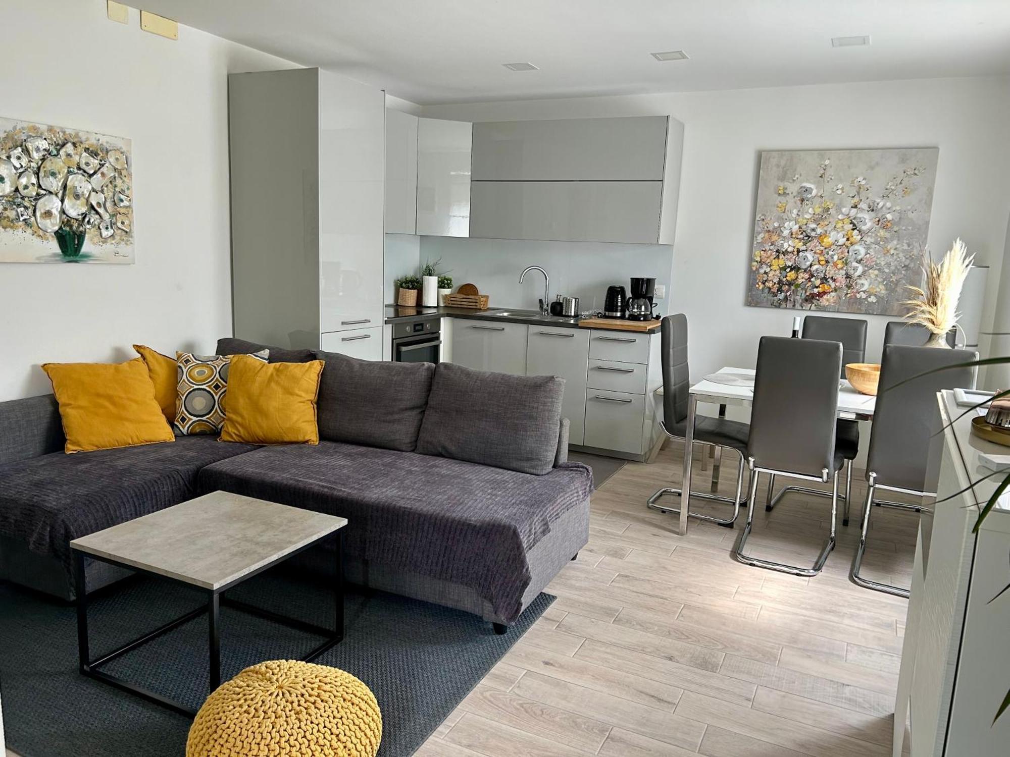 Apartament Sara